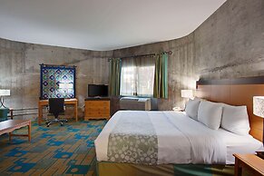 La Quinta Inn & Suites by Wyndham Irvine Spectrum