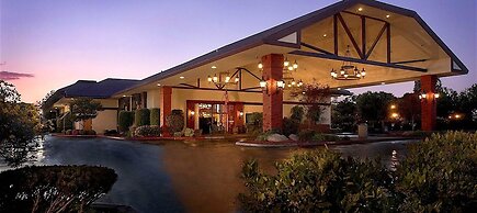 University Square Hotel