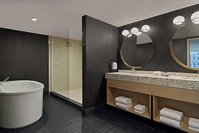 Sheraton Denver Downtown Hotel