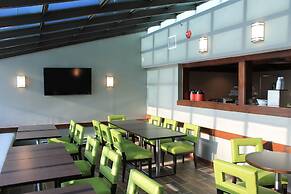 Wyndham Garden Fort Wayne