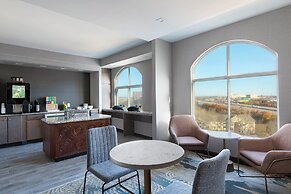 Sheraton Suites Columbus Worthington