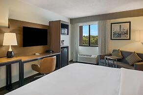 Radisson Hotel Grand Rapids Riverfront