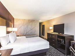 La Quinta Inn & Suites by Wyndham Colorado Springs North