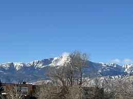 La Quinta Inn & Suites by Wyndham Colorado Springs North