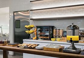 DoubleTree by Hilton Hotel Miami Airport & Convention Center