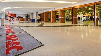 DoubleTree by Hilton Hotel Miami Airport & Convention Center