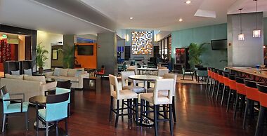 DoubleTree by Hilton Hotel Miami Airport & Convention Center