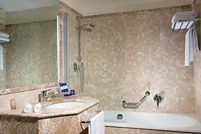 Royal Continental Hotel Naples