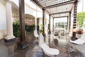 Eau Palm Beach Resort & Spa
