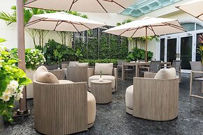 Eau Palm Beach Resort & Spa