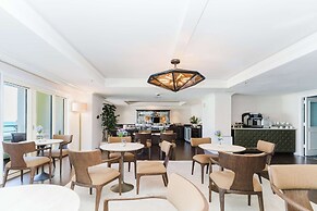 Eau Palm Beach Resort & Spa