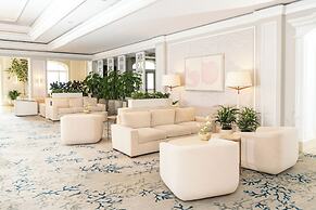 Eau Resort & Spa