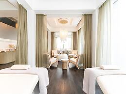 Eau Palm Beach Resort & Spa