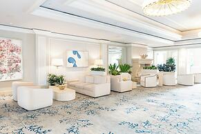 Eau Resort & Spa