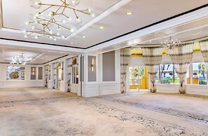 Eau Palm Beach Resort & Spa