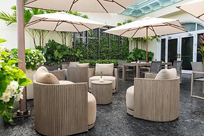 Eau Palm Beach Resort & Spa