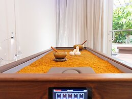 Eau Palm Beach Resort & Spa