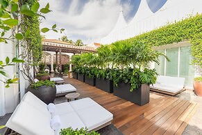 Eau Palm Beach Resort & Spa