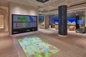 Eau Palm Beach Resort & Spa