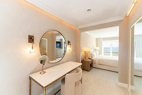 Eau Palm Beach Resort & Spa