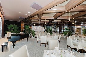 Eau Palm Beach Resort & Spa