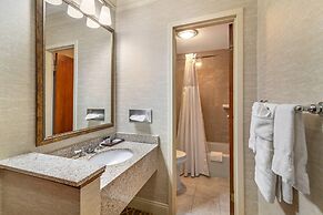 The Inn at Gran View Ogdensburg, an Ascend Collection Hotel