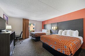 Chicago Club Inn & Suites