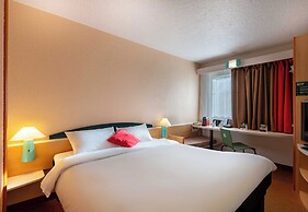B&B HOTEL Blois Nord Vallee Maillard