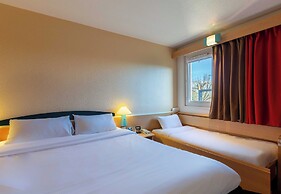 B&B HOTEL Blois Nord Vallee Maillard