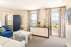 Harbor View Hotel