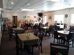 Quality Inn & Suites Escanaba North