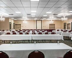 Quality Inn & Suites Escanaba North