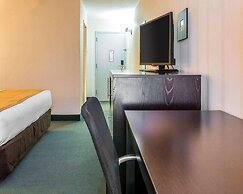 Quality Inn & Suites Escanaba North