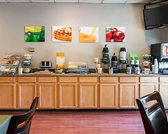 Quality Inn & Suites Escanaba North