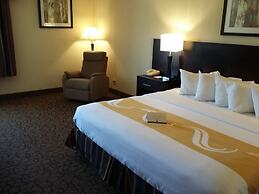 Quality Inn & Suites Escanaba North