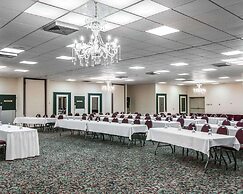 Quality Inn & Suites Escanaba North