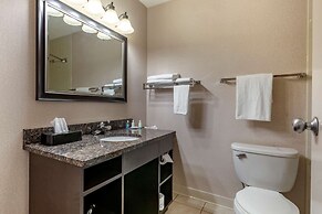 Quality Inn & Suites Escanaba North