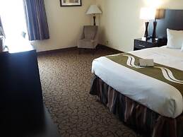 Quality Inn & Suites Escanaba North