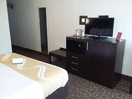 Quality Inn & Suites Escanaba North