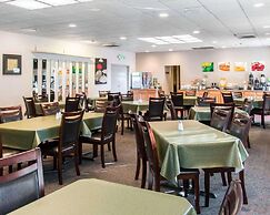 Quality Inn & Suites Escanaba North