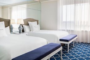 Grand Galvez Resort, Autograph Collection