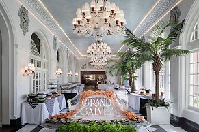 Grand Galvez Resort, Autograph Collection