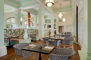 Grand Galvez Resort, Autograph Collection