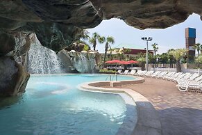 Days Inn by Wyndham Panama City Beach/Ocean Front