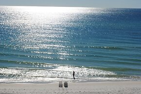 Days Inn by Wyndham Panama City Beach/Ocean Front