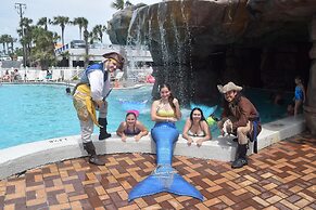 Days Inn by Wyndham Panama City Beach/Ocean Front