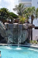 Days Inn by Wyndham Panama City Beach/Ocean Front