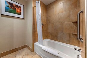 Lift Bridge Lodge, Ascend Hotel Collection