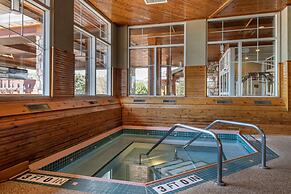 Lift Bridge Lodge, Ascend Hotel Collection