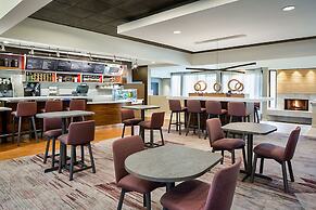 Courtyard by Marriott Dallas Arlington/Entertainment Dist